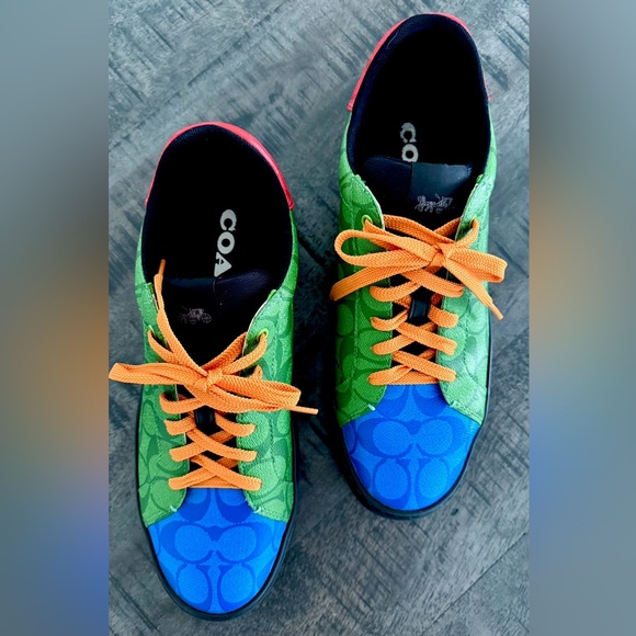 Coach Signature C Monogram
Colorblock sneaker Mens/SIZE 11/Limited edition/Used - Picture 7 of 7